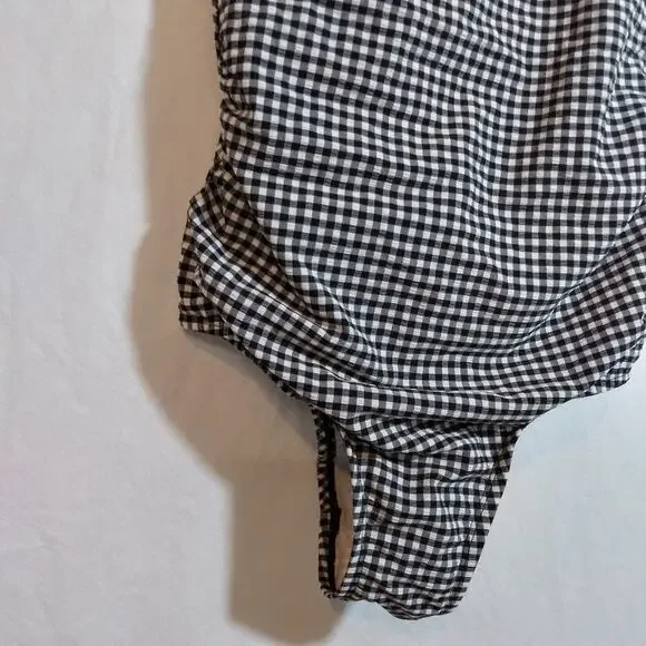 Kona Sol Textured Gingham Ruched Full Coverage One Piece Swimsuit Size Small - Picture 4 of 9